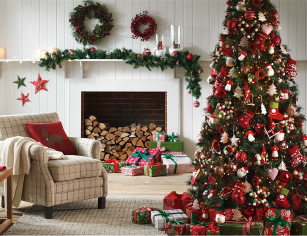 Interior design, Room, Event, Green, Christmas decoration, Red, Home, Christmas tree, Interior design, Living room, 