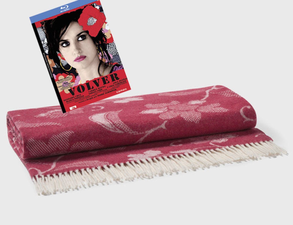 Red, Pink, Carmine, Eyelash, Maroon, Rectangle, Lipstick, Wallet, Material property, Cosmetics, 