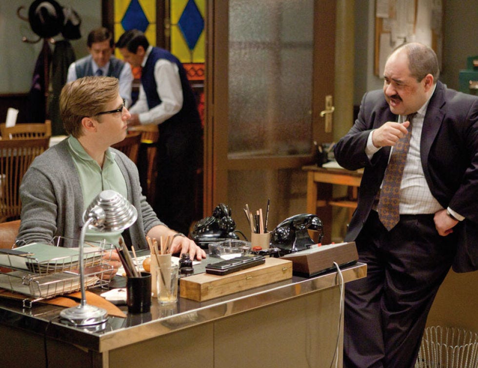 Conversation, Suit trousers, Sweater, Desk, White-collar worker, Tie, Official, 