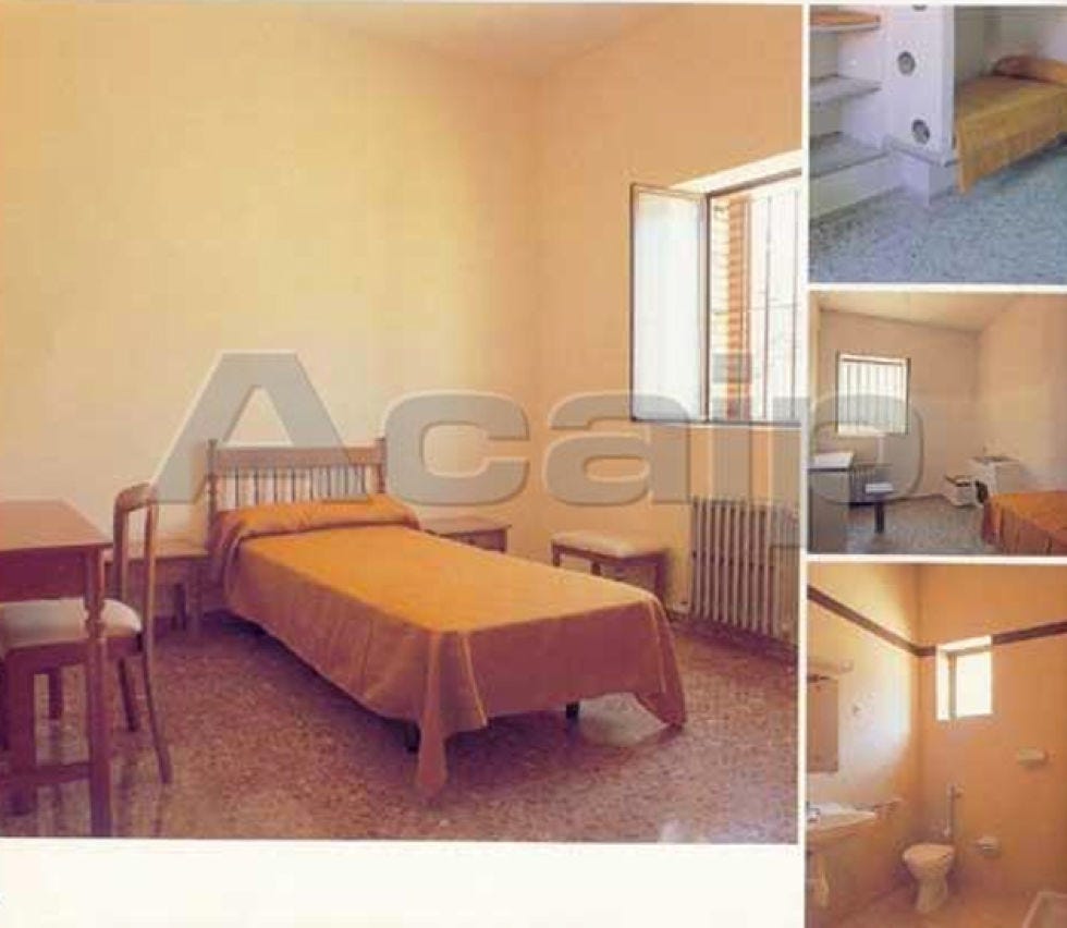 Room, Product, Wood, Interior design, Bed, Floor, Property, Textile, Furniture, Wall, 