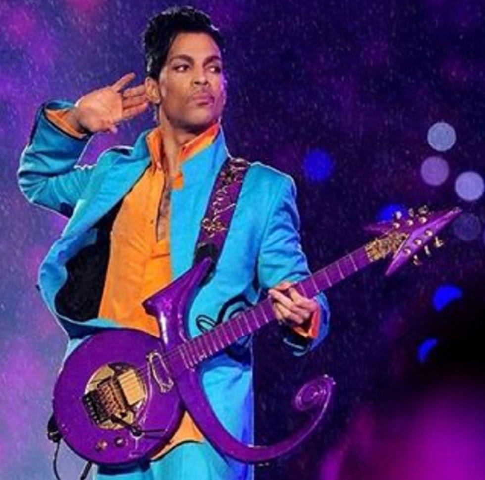 Guitarist, Musical instrument, String instrument, Finger, Musician, String instrument, Plucked string instruments, Guitar, Music, Human body, 