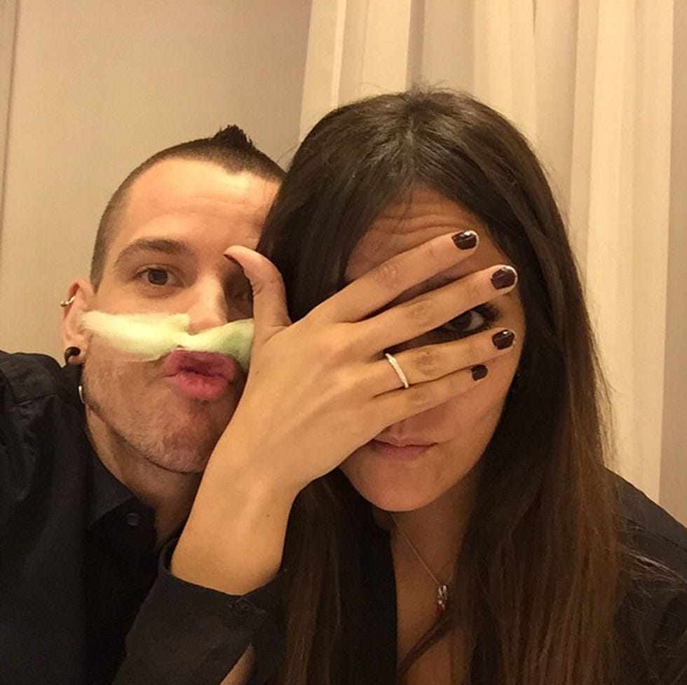 Finger, Hairstyle, Jewellery, Nail, Curtain, Facial hair, Body jewelry, Selfie, Gesture, Long hair, 