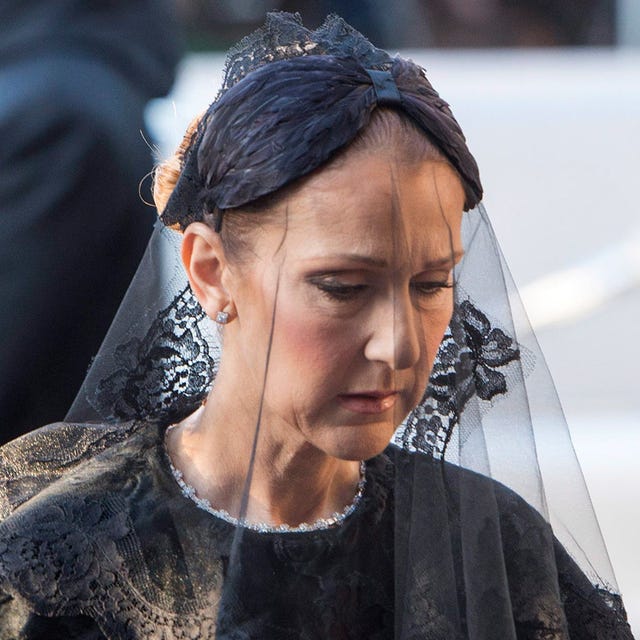 Ear, Hairstyle, Forehead, Wrinkle, Earrings, Body piercing, Portrait photography, Portrait, Hair accessory, 