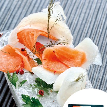 Garnish, Orange, Flowering plant, Cuisine, Cut flowers, Peach, Salmon, Recipe, Sashimi, Artificial flower, 