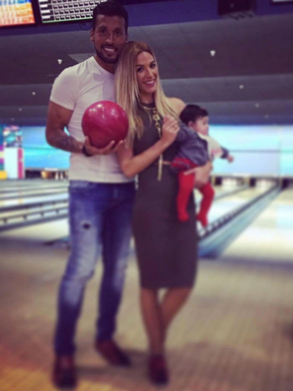 Fun, Standing, Purple, Ball, Interaction, Display device, Indoor games and sports, Bowling, Magenta, Bowling ball, 