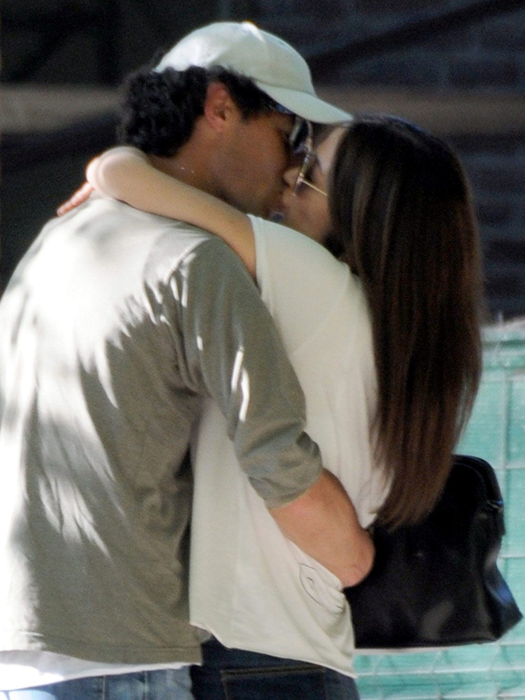 Ear, Cap, Sleeve, Denim, Jeans, Romance, Interaction, Love, Honeymoon, Gesture, 