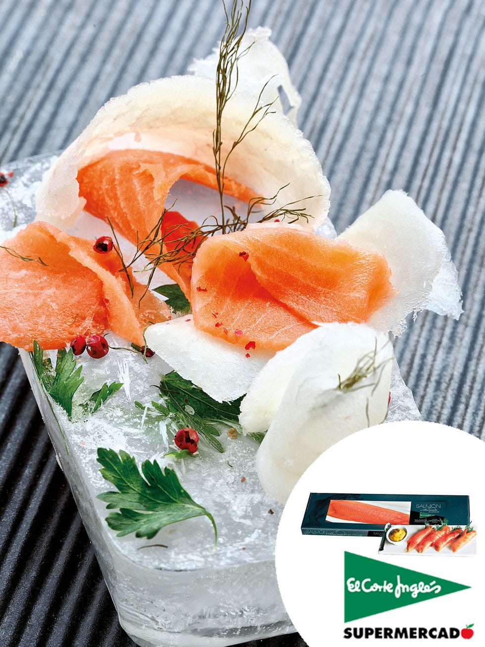 Orange, Garnish, Cuisine, Flowering plant, Cut flowers, Recipe, Peach, Dish, Salmon, Culinary art, 
