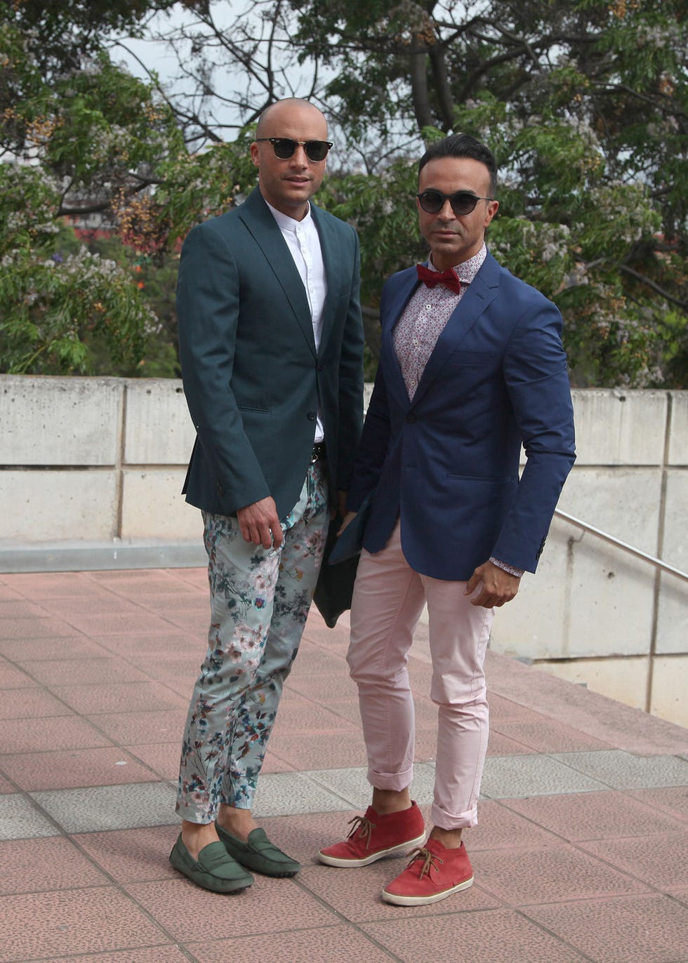 Clothing, Coat, Trousers, Dress shirt, Collar, Shoe, Shirt, Textile, Suit trousers, Outerwear, 