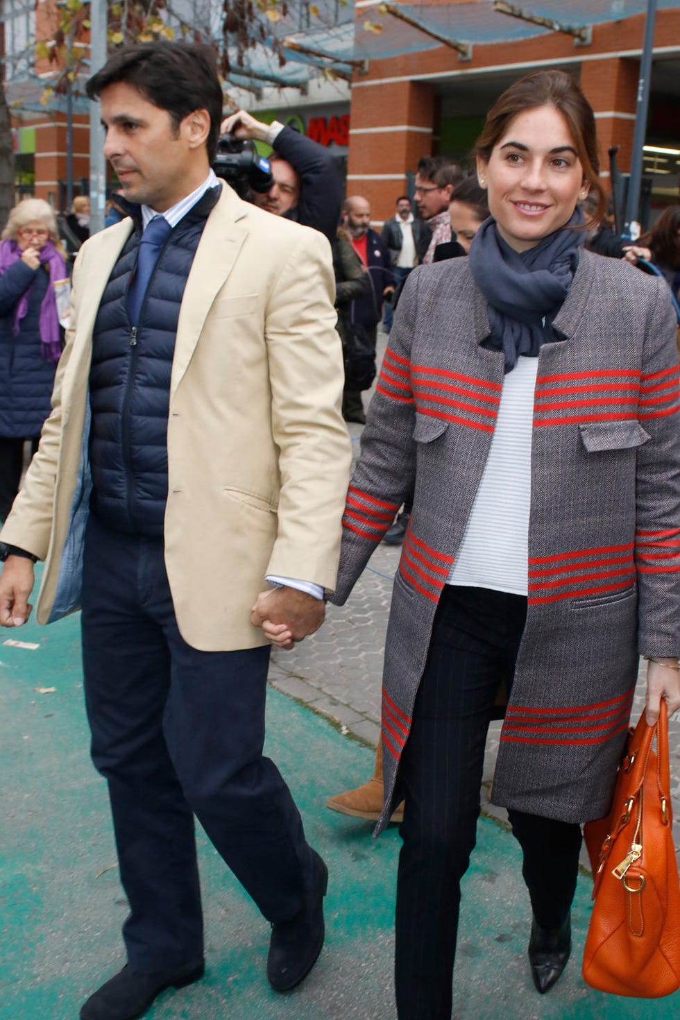 Clothing, Hair, Face, Coat, Trousers, Shirt, Textile, Bag, Outerwear, Style, 