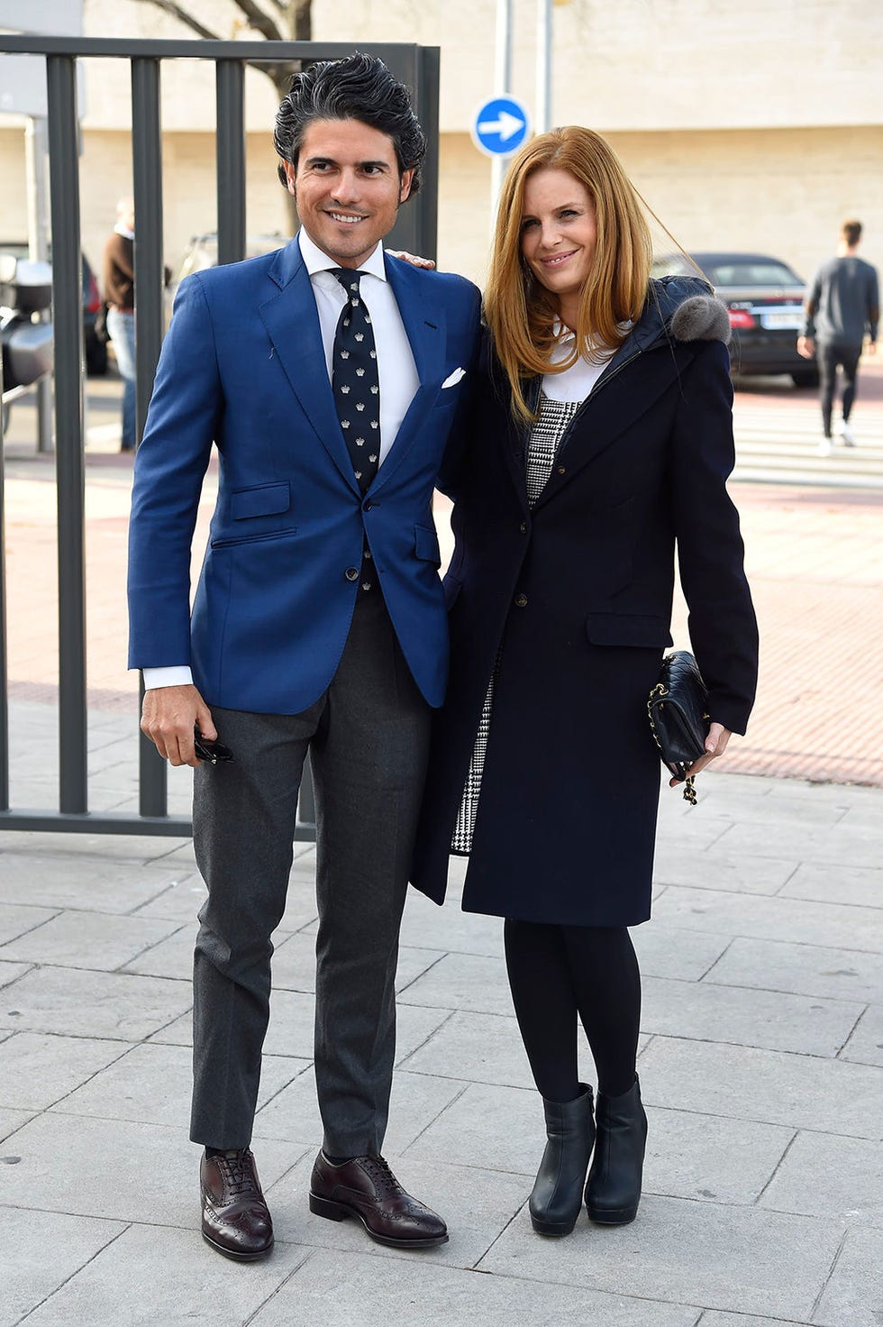 Clothing, Coat, Collar, Trousers, Dress shirt, Shoe, Shirt, Standing, Outerwear, Suit trousers, 
