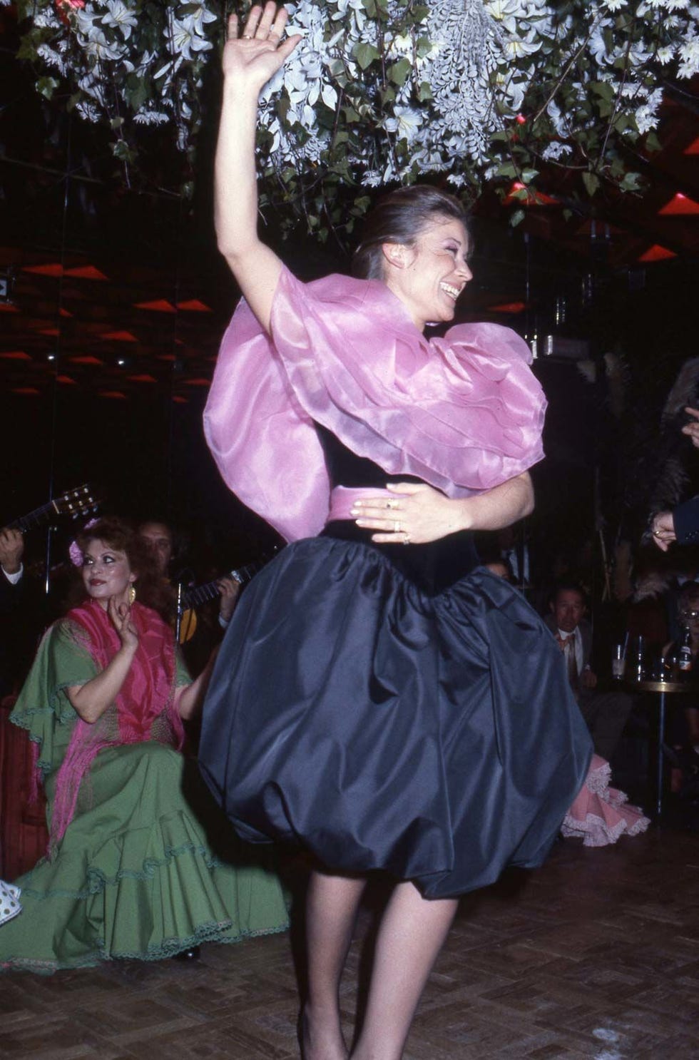 Entertainment, Performing arts, Pink, Dancer, Fashion, Dance, Tradition, Performance art, Costume, Abdomen, 