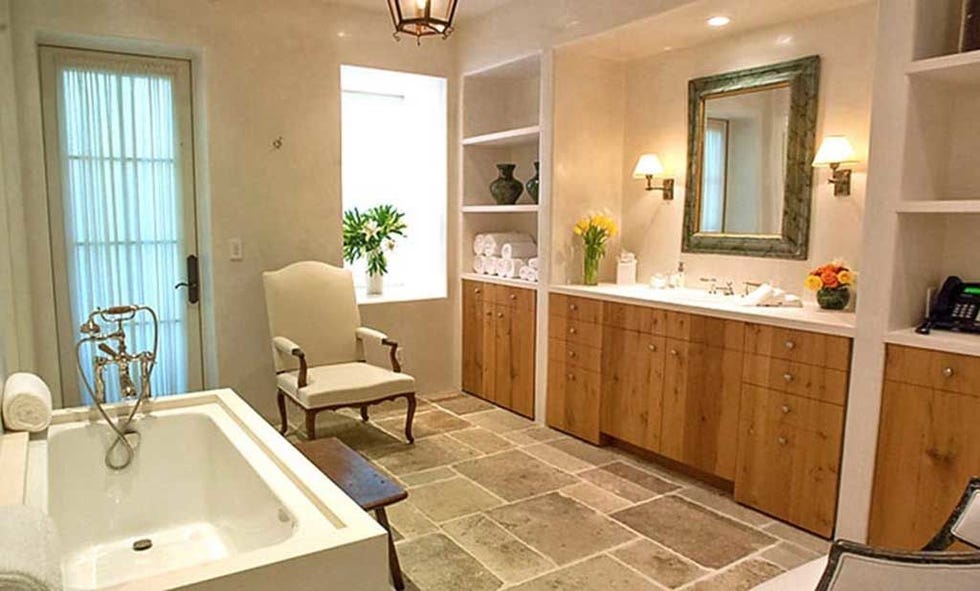 Lighting, Plumbing fixture, Room, Interior design, Green, Floor, Flooring, Property, Tap, Wall, 