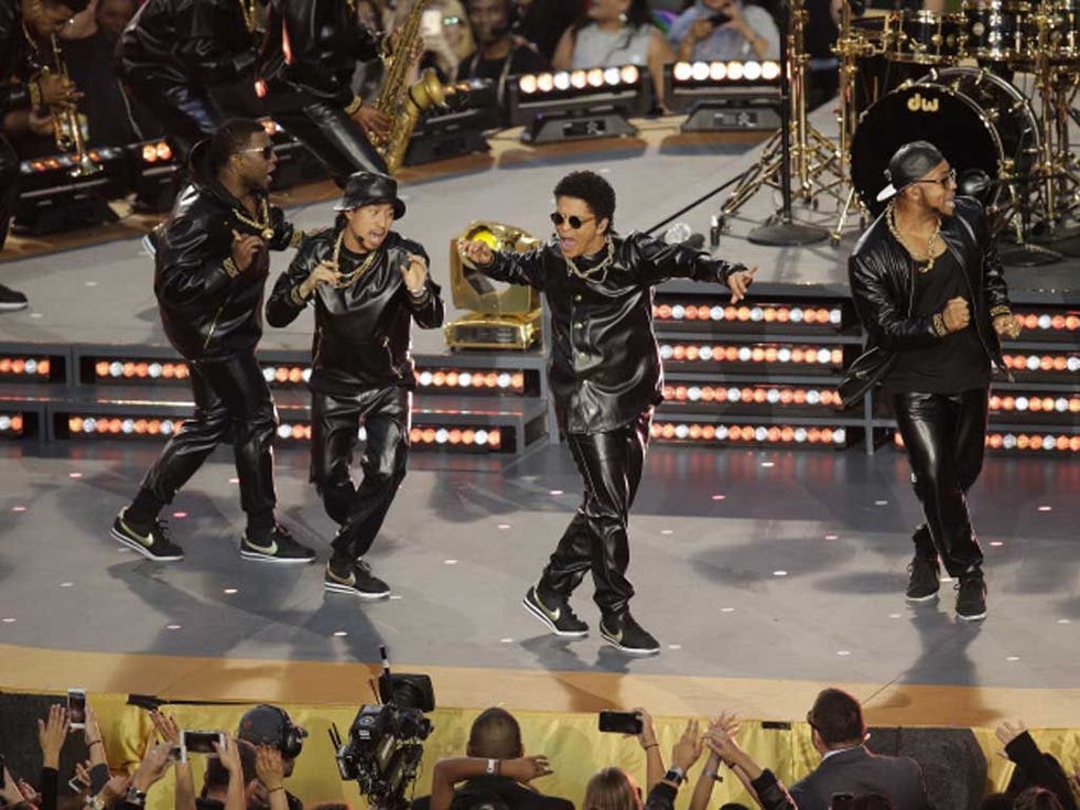 Stage, Crew, Fan, Dance, Talent show, 