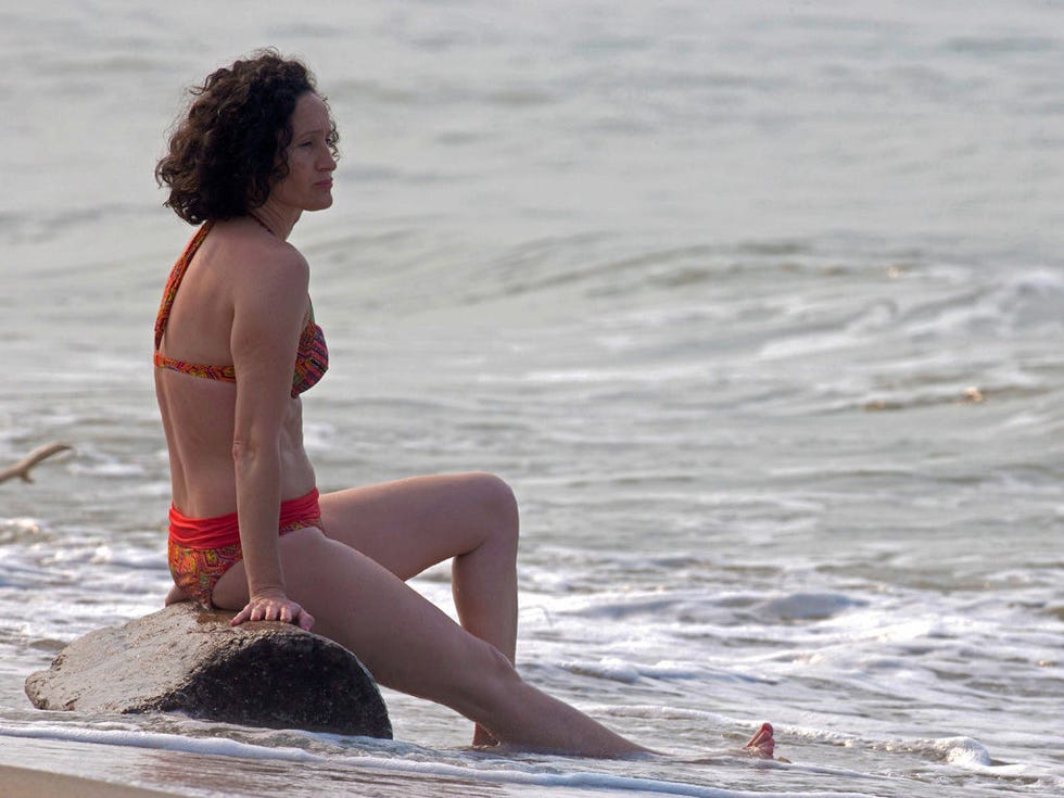 Body of water, Fun, Water, Human leg, Leisure, Elbow, Summer, People in nature, Beach, Vacation, 