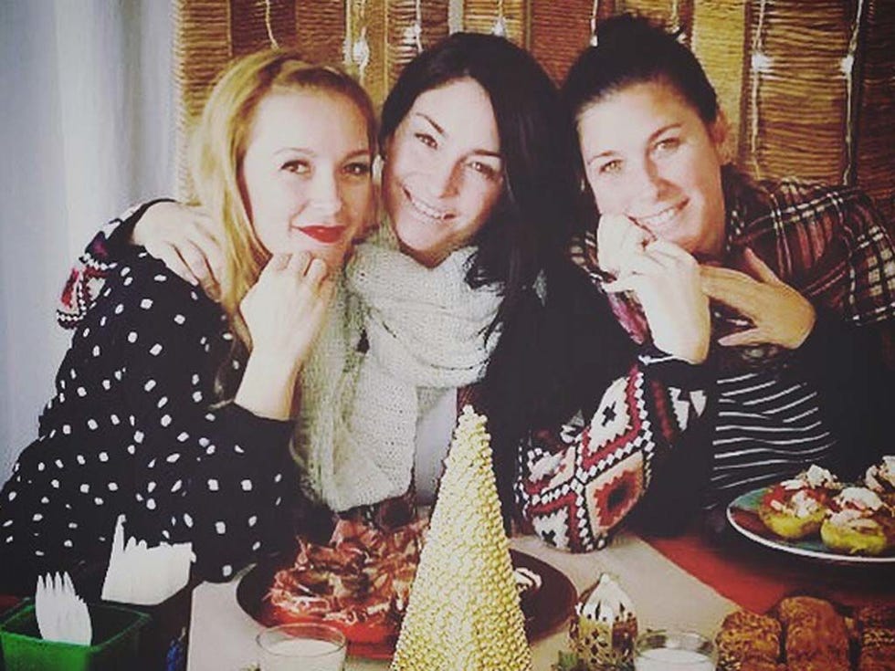Face, Head, Cuisine, Sharing, Dish, Friendship, Meal, Comfort food, Recipe, Love, 