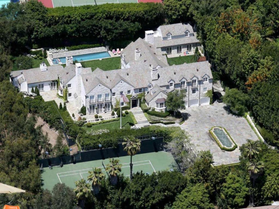 Tree, Building, House, Home, Mansion, Aerial photography, Roof, Estate, Garden, Urban design, 