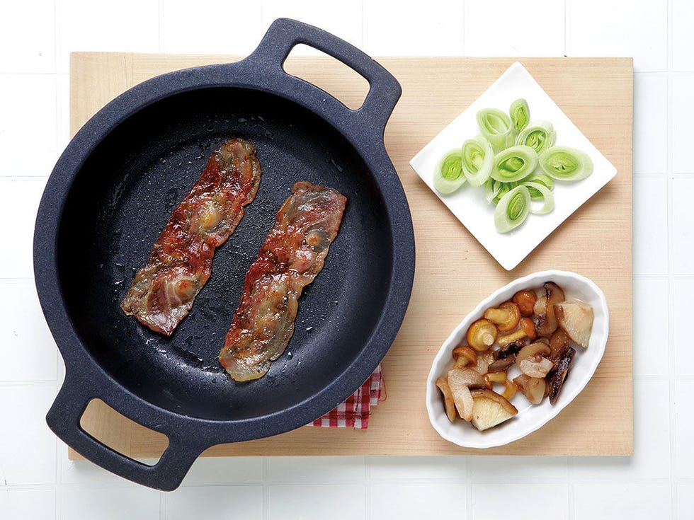 food, cuisine, dish, dishware, tableware, plate, recipe, cooking, pork, meat,
