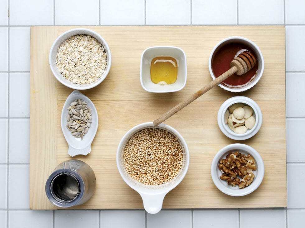Food, Ingredient, Spice, Seed, Seasoning, Serveware, Food grain, Dishware, Single-origin coffee, Bran, 