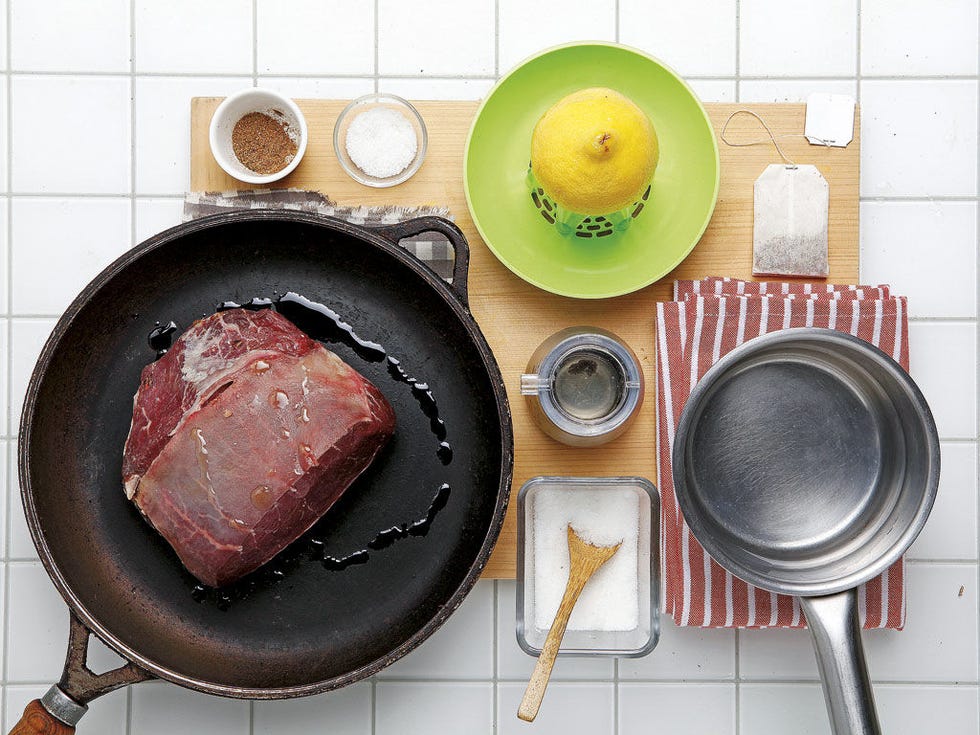 Food, Dishware, Beef, Cuisine, Kitchen utensil, Pork, Tableware, Serveware, Ingredient, Dish, 