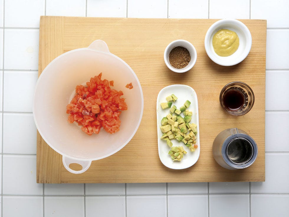 food, cuisine, dishware, ingredient, serveware, tableware, meal, dish, breakfast, recipe,