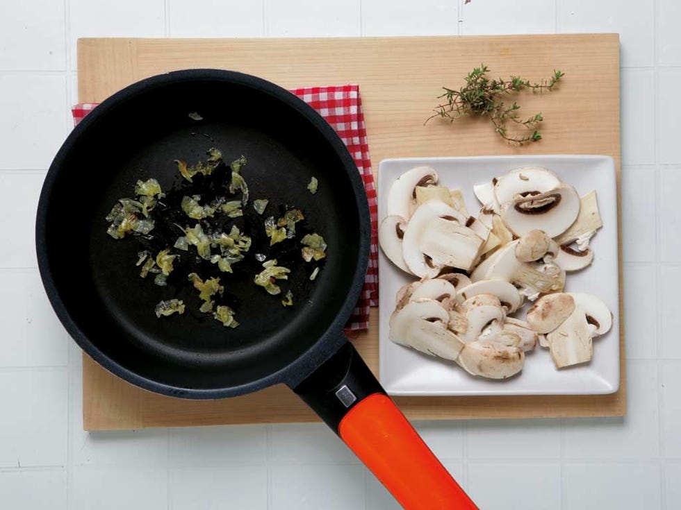 Cookware and bakeware, Recipe, Frying pan, Ingredient, Cooking, Sauté pan, Saucepan, Kitchen utensil, Herb, Oil, 