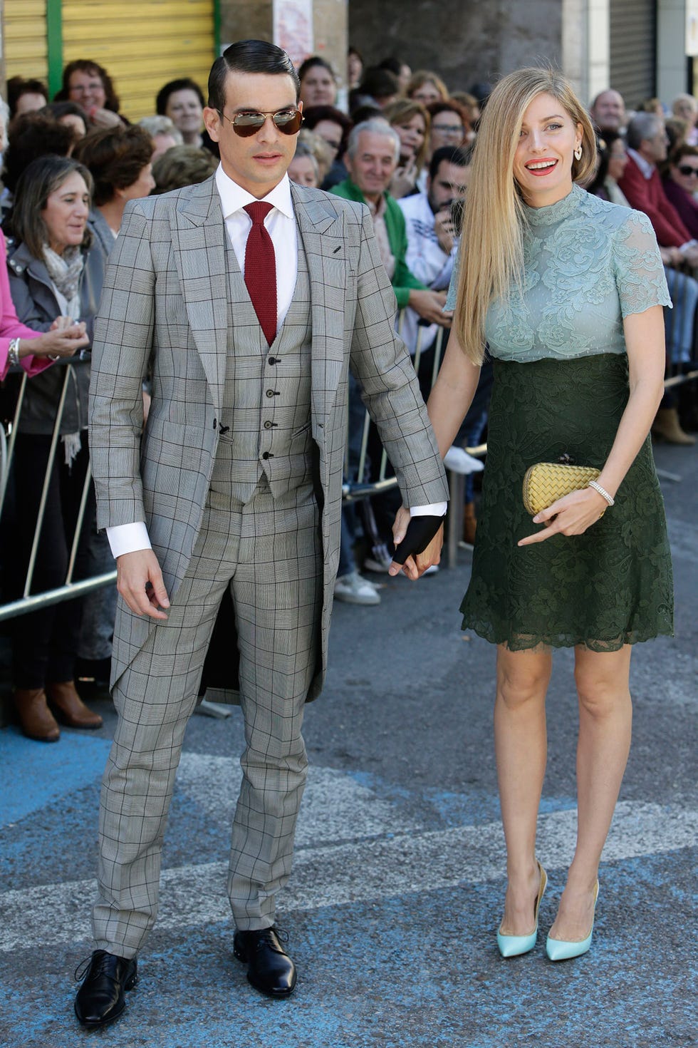 Clothing, Hair, Footwear, Face, Coat, Trousers, Shirt, Outerwear, Standing, Formal wear, 