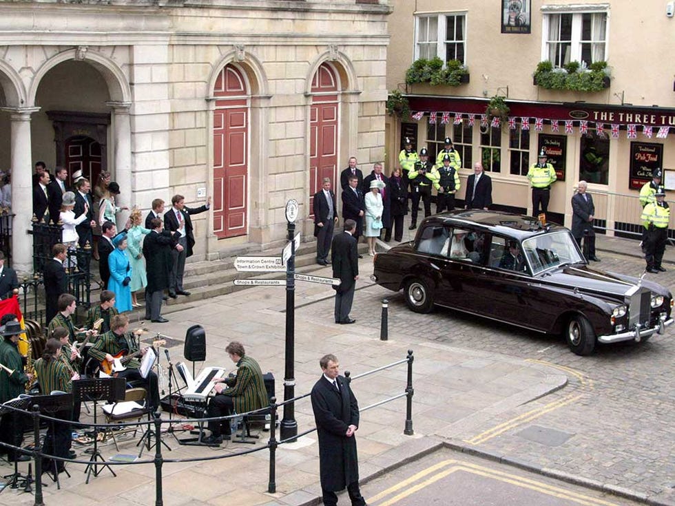 Classic car, Car, Classic, Antique car, Luxury vehicle, Vintage car, Sedan, Family car, Mid-size car, Rolls-royce, 