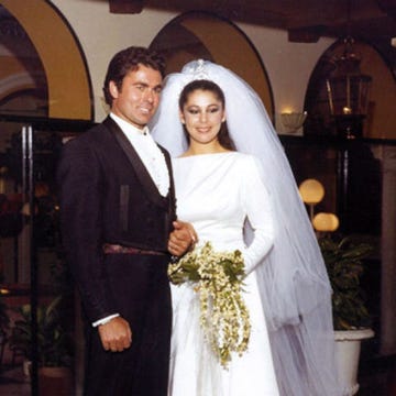 Clothing, Bridal veil, Trousers, Bridal clothing, Coat, Dress, Flowerpot, Veil, Photograph, Suit, 