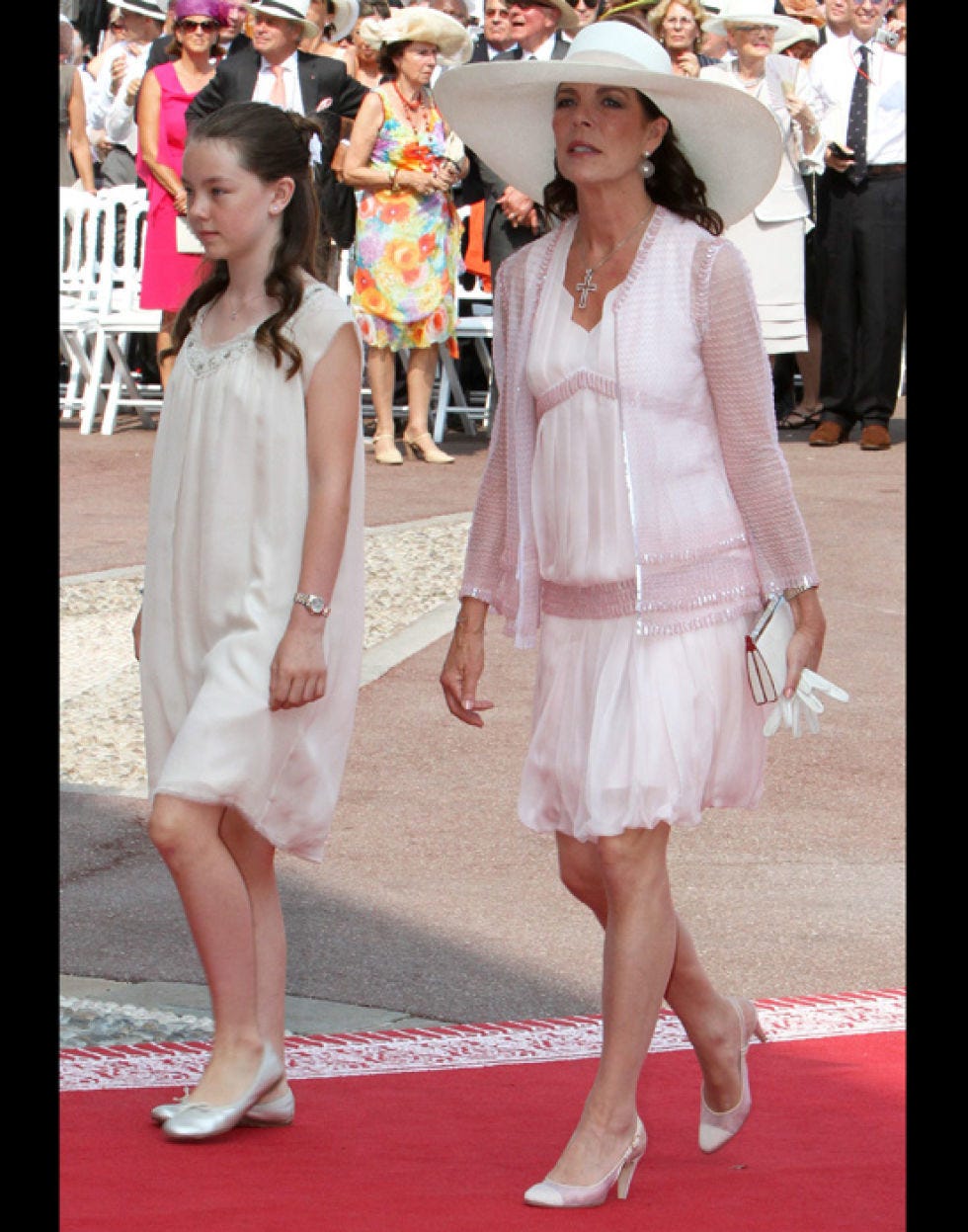 Leg, Hat, Flooring, Pink, Style, Fashion accessory, Sun hat, Street fashion, Fashion, Dress, 