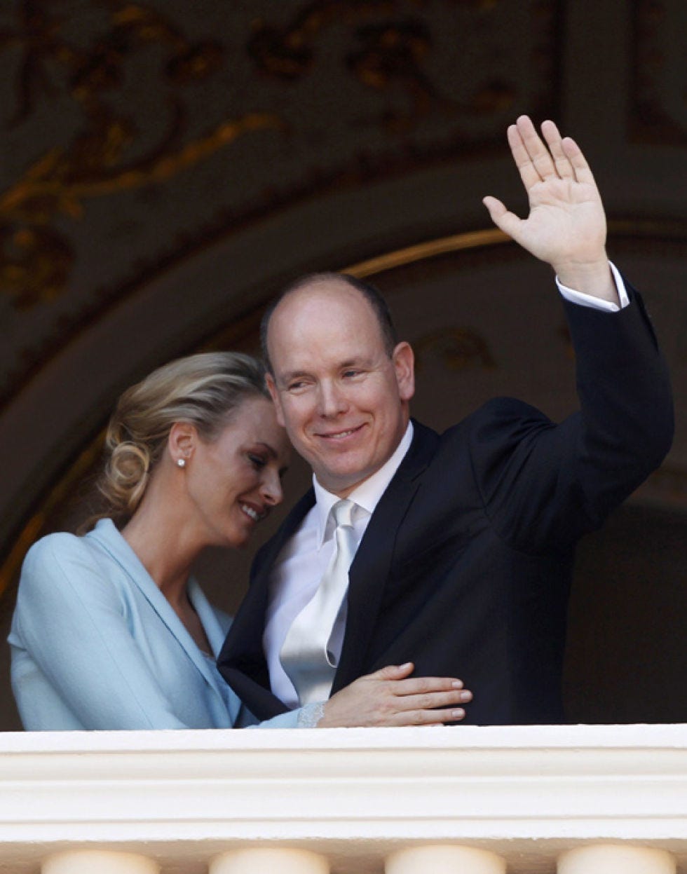 Finger, Hand, Outerwear, Coat, Happy, Formal wear, Facial expression, Dress shirt, Suit, Interaction, 