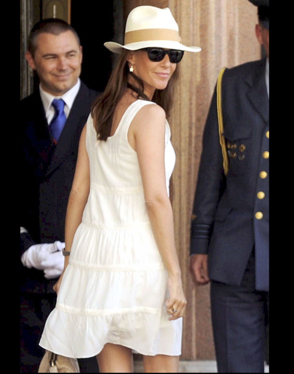 Clothing, Hat, Trousers, Coat, Shirt, Outerwear, Dress, Formal wear, Style, Suit, 