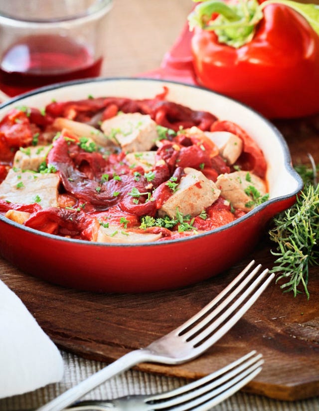 Food, Dishware, Ingredient, Cuisine, Tableware, Dish, Bell pepper, Produce, Cutlery, Recipe, 