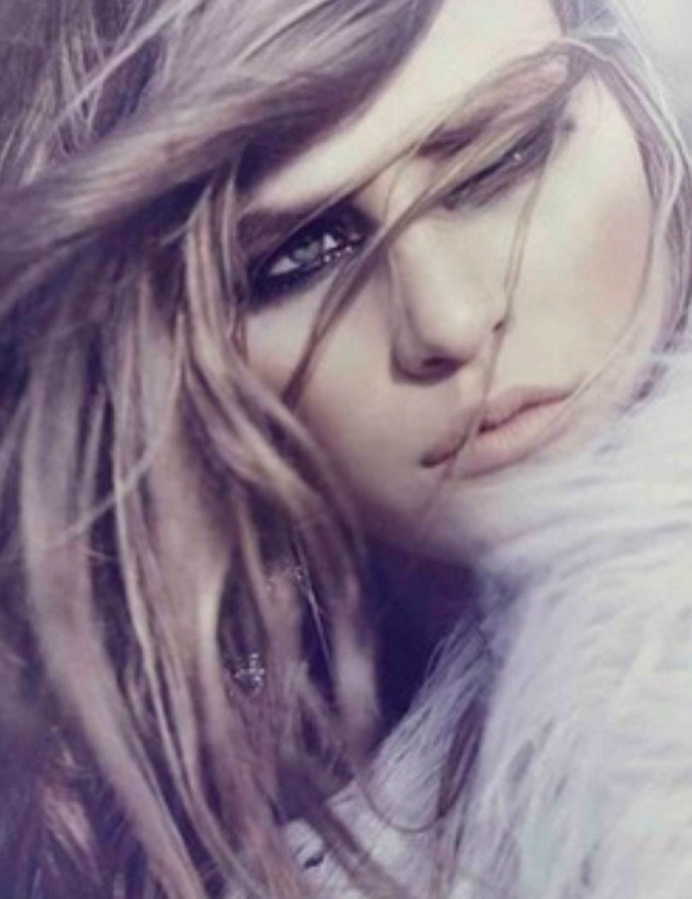 Hair, Lip, Hairstyle, Eyebrow, Beauty, Eyelash, Long hair, Blond, Step cutting, Photography, 