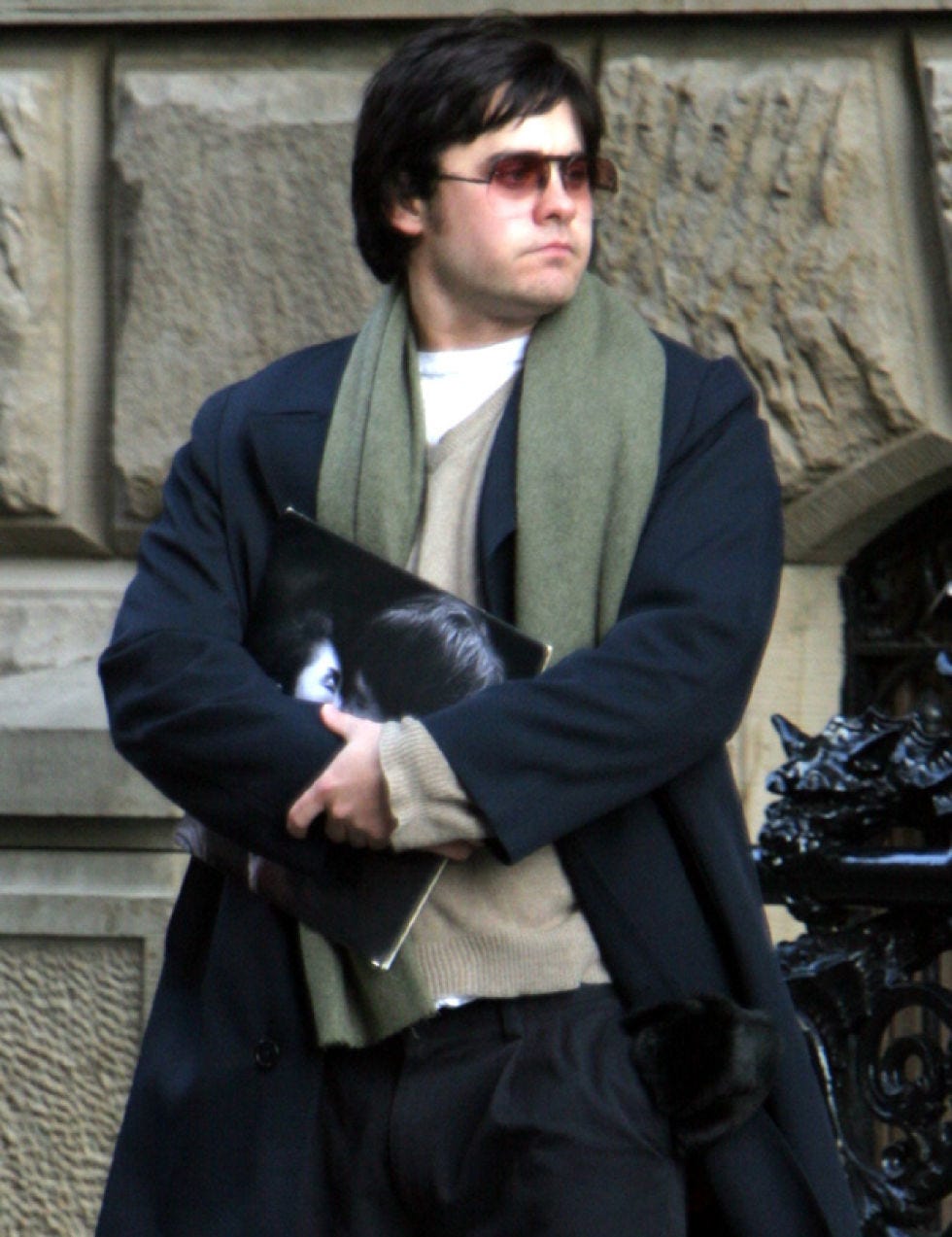 Human, Sunglasses, Street fashion, Fur, Pocket, Scarf, Belt, 