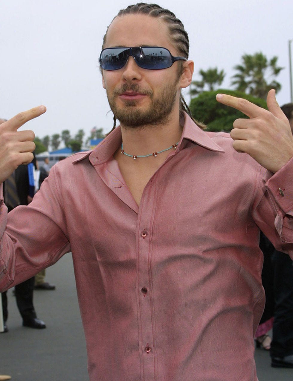Eyewear, Vision care, Glasses, Finger, Dress shirt, Sunglasses, Sleeve, Collar, Goggles, Shirt, 