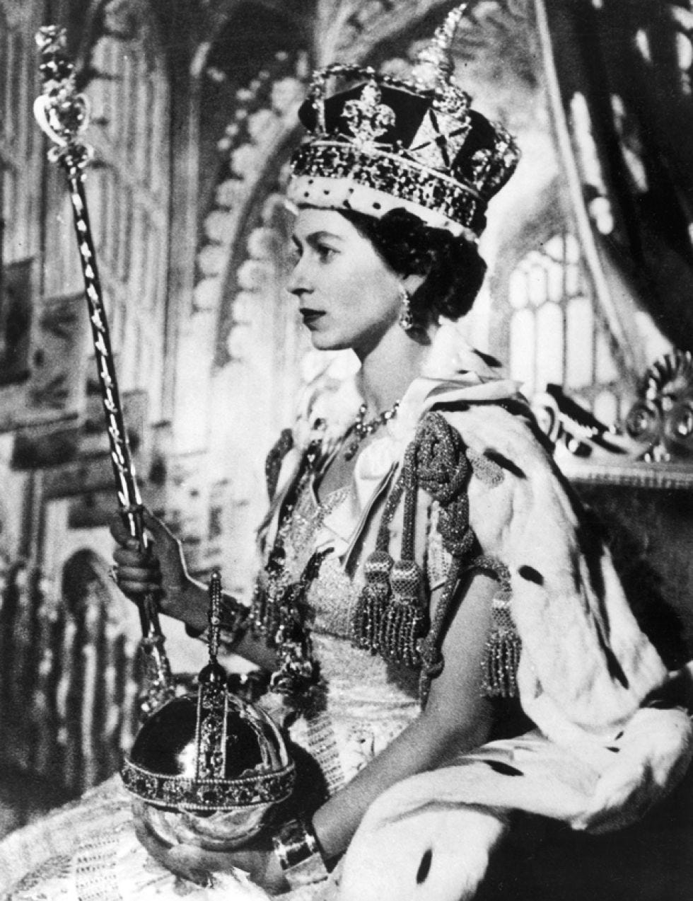 Headgear, Fashion accessory, Fashion, Headpiece, Hair accessory, Victorian fashion, Vintage clothing, Crown, Costume design, Costume, 