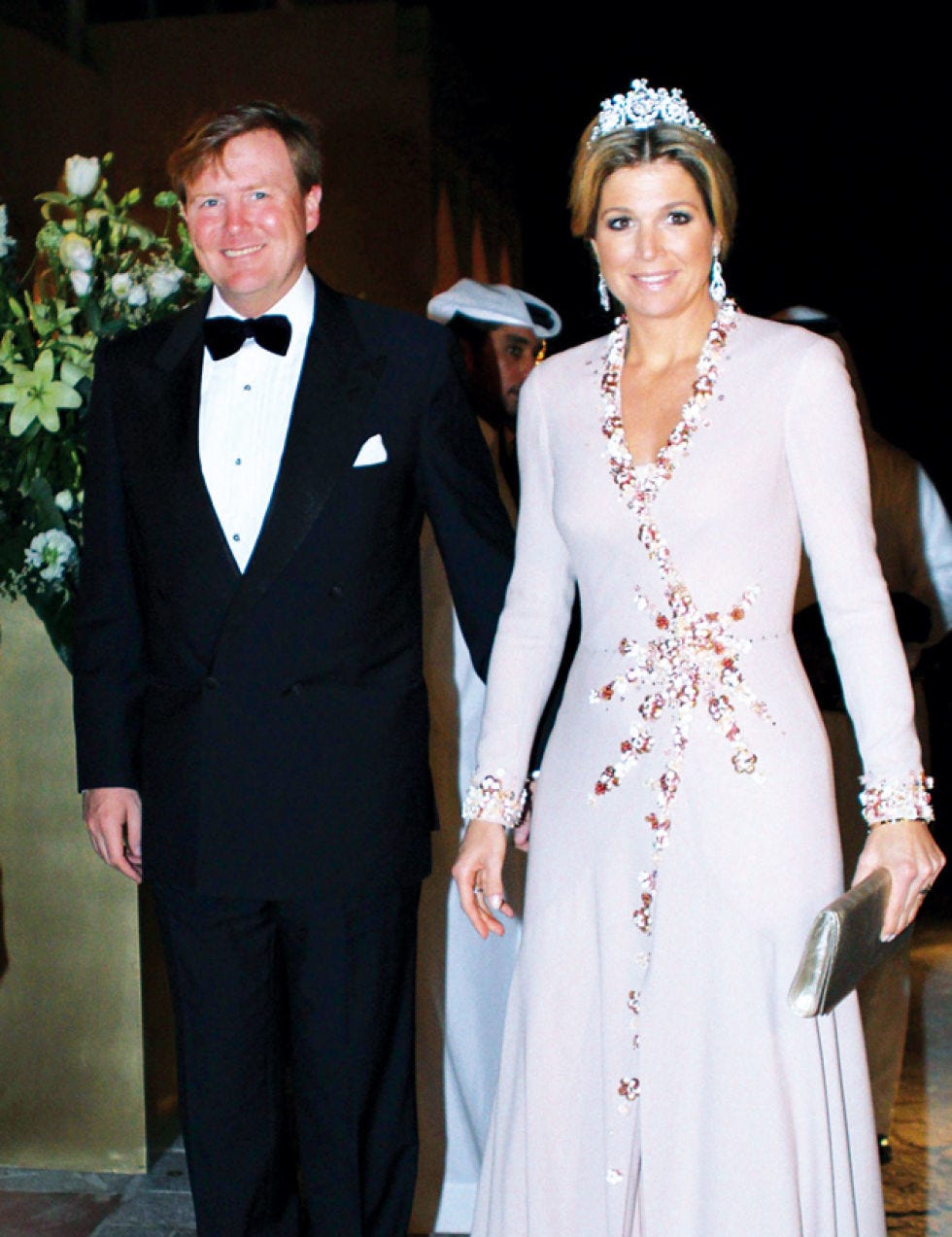 Clothing, Coat, Trousers, Shirt, Outerwear, Formal wear, Dress, Suit, Style, Collar, 