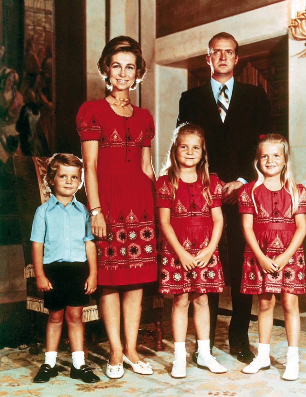 Clothing, Hair, Footwear, Face, People, Red, Standing, Style, Child, Pattern, 