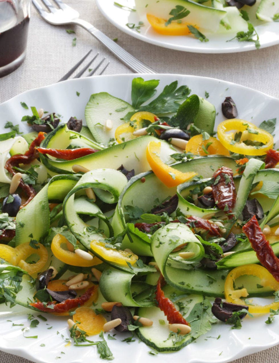 Food, Ingredient, Dishware, Serveware, Salad, Vegetable, Cuisine, Tableware, Garden salad, Leaf vegetable, 