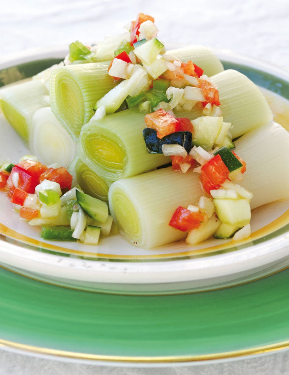 food, cuisine, ingredient, dishware, salad, produce, dish, tableware, recipe, garnish,