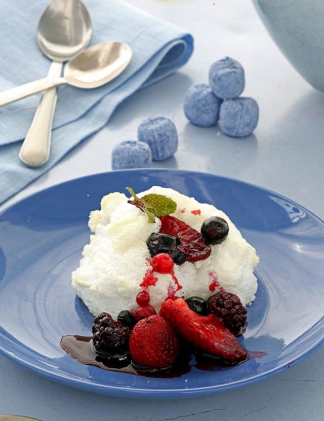 Food, Sweetness, Dishware, Serveware, Fruit, Dessert, Ingredient, Tableware, Frutti di bosco, Kitchen utensil, Food, Sweetness, Dishware, Serveware, Fruit, Dessert, Ingredient, Tableware, Frutti di bosco, Kitchen utensil,