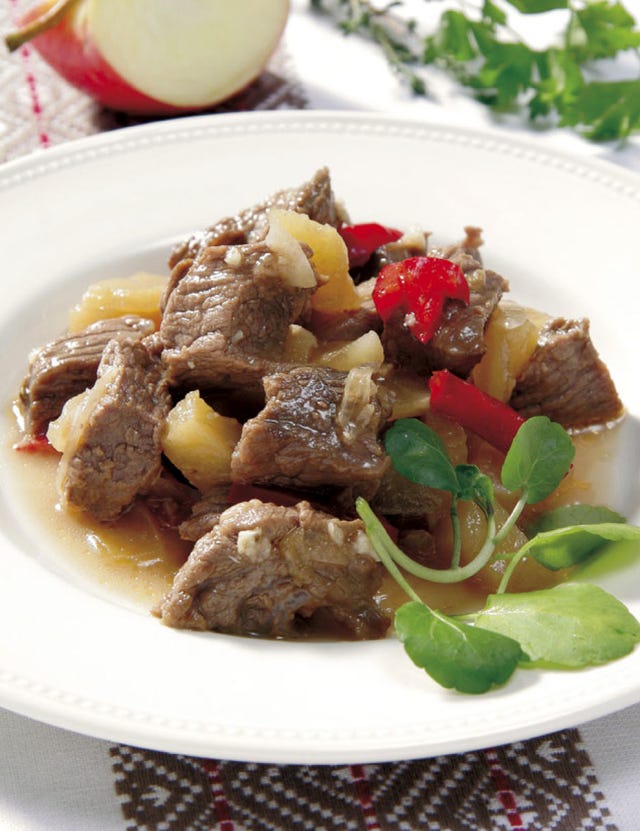 Food, Serveware, Dishware, Cuisine, Dish, Tableware, Ingredient, Recipe, Meat, Plate, 
