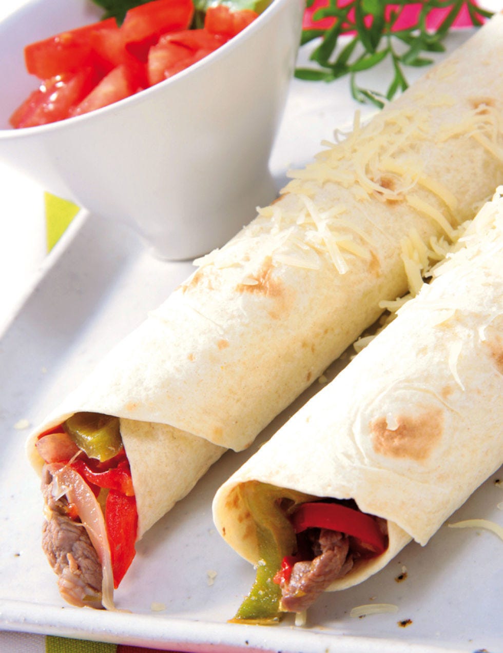 food, cuisine, ingredient, finger food, bowl, dish, fast food, breakfast, recipe, salad,