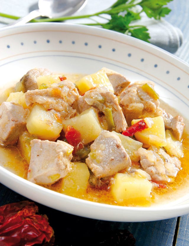 Food, Cuisine, Dishware, Ingredient, Meat, Dish, Recipe, Produce, Serveware, Stew, 