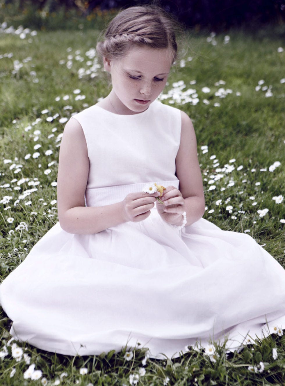 Clothing, Dress, Hairstyle, Shoulder, Photograph, White, Mammal, Sitting, People in nature, Summer, 