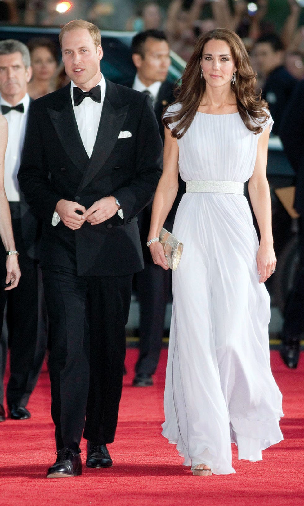 Clothing, Coat, Event, Trousers, Dress, Flooring, Shirt, Suit, Outerwear, Formal wear, 