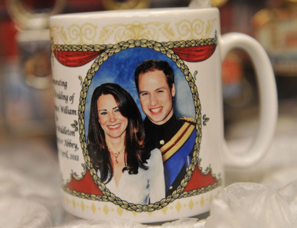 Serveware, Drinkware, Cup, Dishware, Ceramic, Jewellery, Porcelain, Love, Necklace, Mug, 