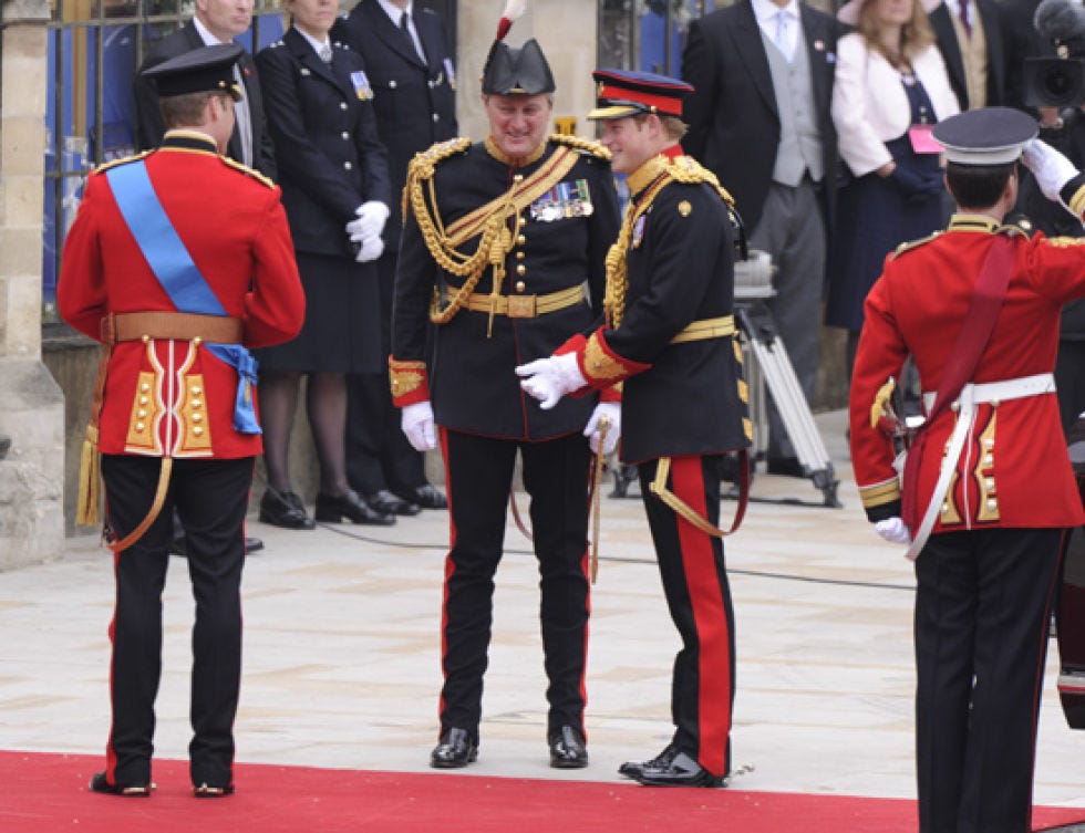 Hat, Uniform, Headgear, Parade, Military person, Marching band, Marching, Wind instrument, Costume hat, Peaked cap, 
