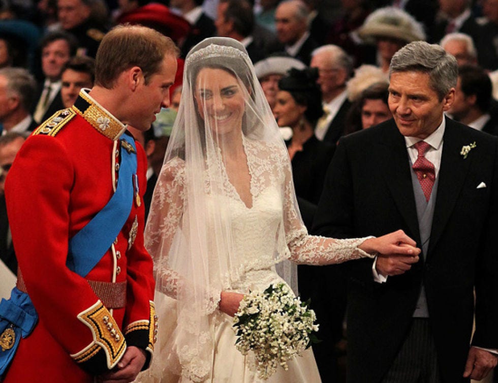 People, Event, Coat, Trousers, Suit, Bridal clothing, Outerwear, Dress, Happy, Formal wear, 