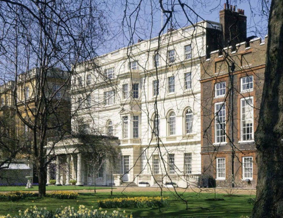 Window, Plant, Architecture, Facade, Building, Manor house, Lawn, Mansion, Garden, Stately home, 